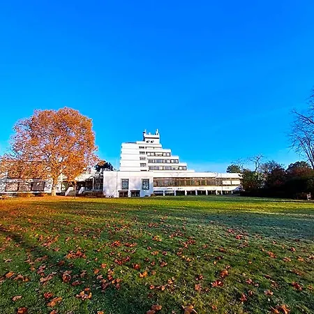 Heinrich Pesch Hotel 3*